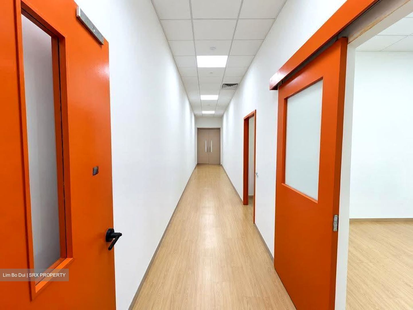Vision Exchange (D22), Office #638490721
